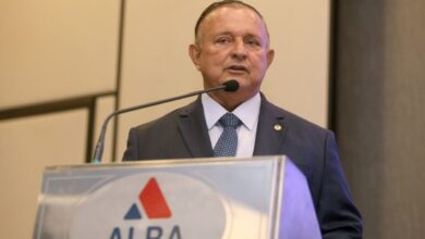 Adolfo Menezes apoia protesto de produtores rurais contra MST: “somos contra barbárie”