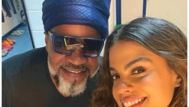 CARLINHOS BROWN TIETA A FILHA ATRIZ NOS BASTIDORES DE NOVELA