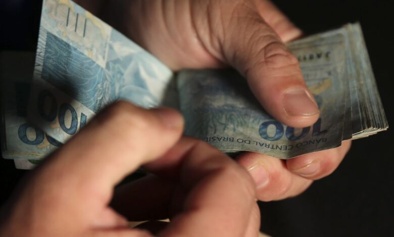 CONTAS PÚBLICAS TÊM DÉFICIT DE R$ 14,182 BILHÕES EM MARÇO
