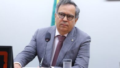 Comissão e Centro de Estudos da Câmara promovem debate sobre taxa de juros