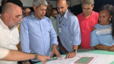 DEPUTADO VISITA OBRAS DE COLÉGIO DE TEMPO NO INTERIOR