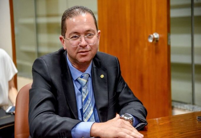 Deputado baiano se posiciona contra PL da Censura que tramita na Câmara Federal