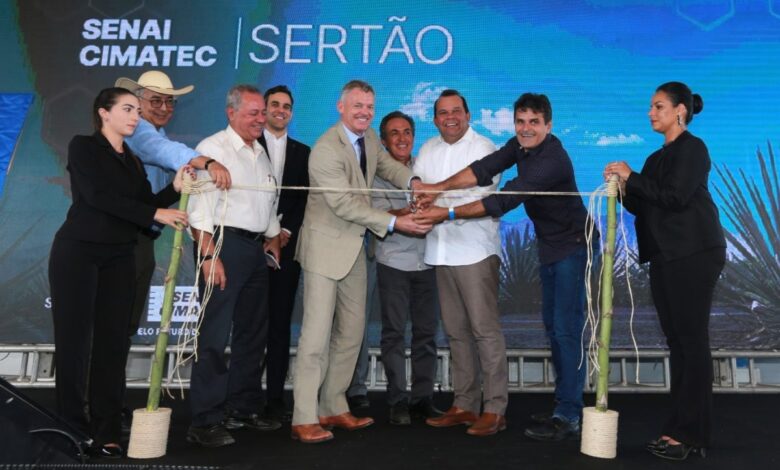 Geraldo Júnior participa do lançamento da pedra fundamental do campus Cimatec Sertão, em Conceição do Coité