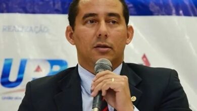 Governador Jerônimo nomeia novo conselheiro do TCM sem aprovação da ALBA