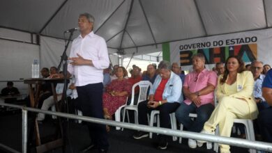 Governador entrega obras de pavimentação e urbanização em Floresta Azul