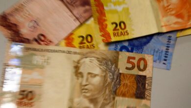 Governo oficializa reajuste de 43,6% no tíquete de servidores federais
