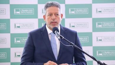 Lira prevê votação rápida para projetos de combate às fake news e do novo arcabouço fiscal
