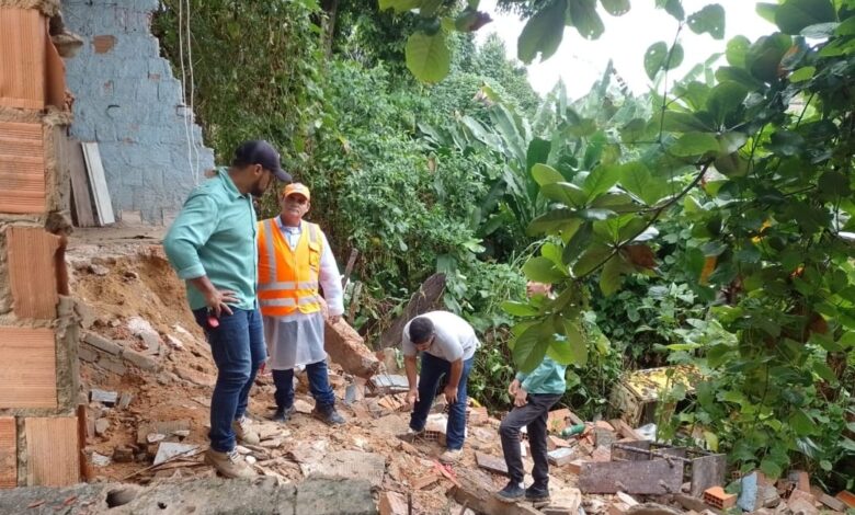 Prefeitura de Eunápolis aciona "força-tarefa" para atender população afetada pelas chuvas