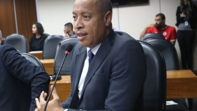 Projeto de Jurailton que exige a instalação de portas giratórias com detectores de metais nas escolas é aprovado na Alba