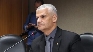 Projeto do deputado Pablo Roberto estabelece recomposição salarial automática para servidores e empregados do Estado