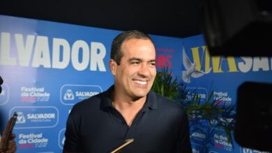 “Salvador voltou a ser uma cidade desejada por todos”, diz Bruno Reis em show no Farol da Barra