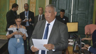 Sandro Bahiense parabeniza ações da polícia e alerta pais