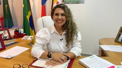 TCM aprova contas de 2021 e prefeita Cordélia Torres ressalta investimento no servidor