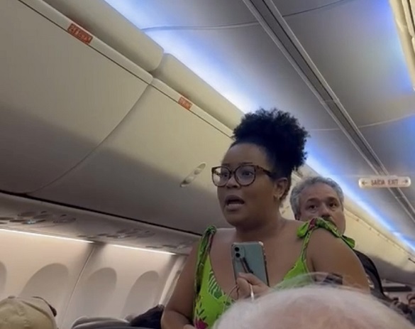 Vereadora denuncia racismo em retirada de passageira negra de voo da Gol