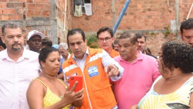 Bruno Reis vistoria áreas de risco com sistemas de alarme