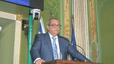 Carlos Muniz será novo presidente do PSDB em Salvador, anuncia Cris Correia