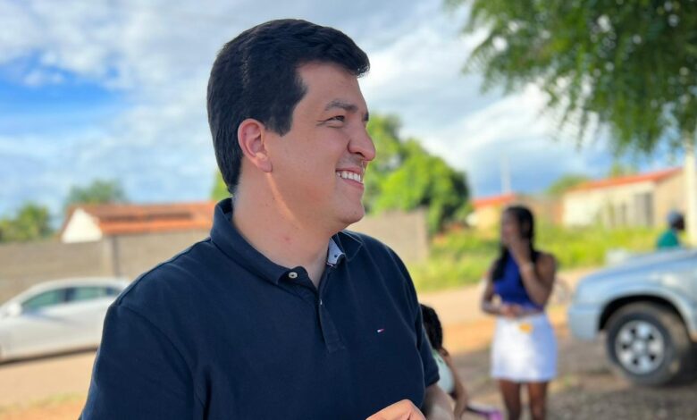 DANILO HENRIQUE DEFENDE DISTRIBUIÇÃO DE ABSORVENTES