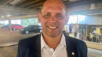Em Brasília, prefeito de Firmino Alves revela que deixará PDT e anuncia pacote de obras com São João de peso