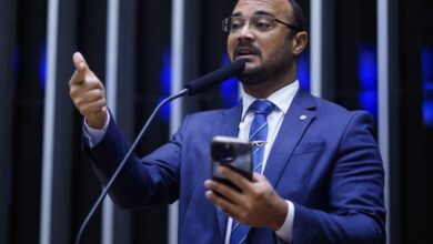 “Enquanto perdurar a política do 'muito amor e carinho' continuaremos vivendo esse terror”