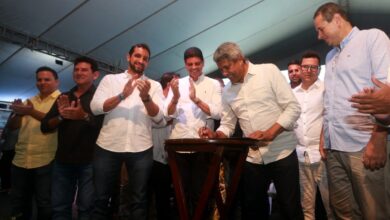 Governo autoriza obra de esgotamento sanitário e entrega sistema de abastecimento de água em Tanque Novo