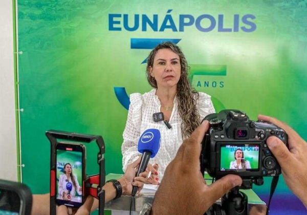 PREFEITA CORDÉLIA TORRES ANUNCIA 15 DIAS DE FESTEJOS JUNINOS