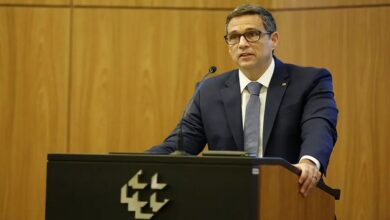 SELIC EM 13.75%: ARCABOUÇO FISCAL NÃO GARANTE QUEDA DA INFLAÇÃO E BC MANDA RECADO DIRETO AO GOVERNO