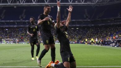 Brasil vence Guiné por 4 a 1 em partida histórica com uniforme todo preto