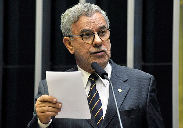DEPUTADO WALDENOR PEREIRA SERÁ O CANDIDATO DO PT NAS ELEIÇÕES DE VITÓRIA DA CONQUISTA