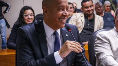 Deputado Jurailton Santos propõe a inclusão da língua de sinais na grade curricular da Bahia