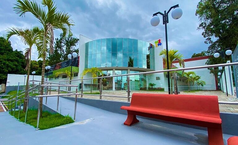 MATA DE SÃO JOÃO INAUGURA CENTRO EDUCACIONAL ESPECIALIZADO