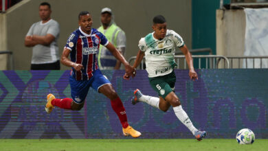 Palmeiras perde do Bahia com gol nos acréscimos e desperdiça chance de dormir na ponta do Brasileiro