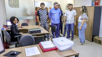 Porto Seguro: Jânio Natal vistoria novo Centro Médico Baianão e destaca avanços em Saúde