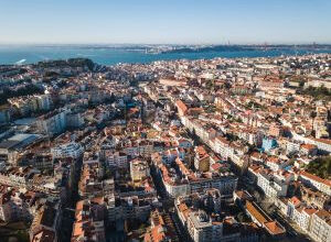 Portugal recebe o triplo de brasileiros