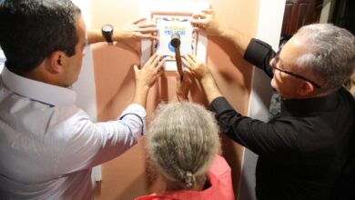 Prefeitura entrega mais 100 casas reformadas pelo Morar Melhor