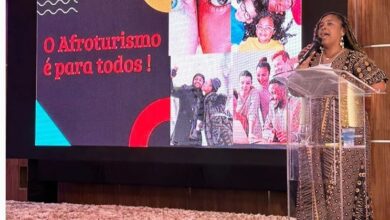 "Quero mostrar que racismo, não da lucro"