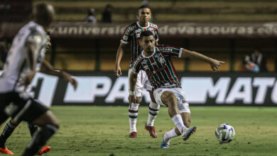 Suspensos, André e Fernando Diniz desfalcam o Fluminense contra o Bahia