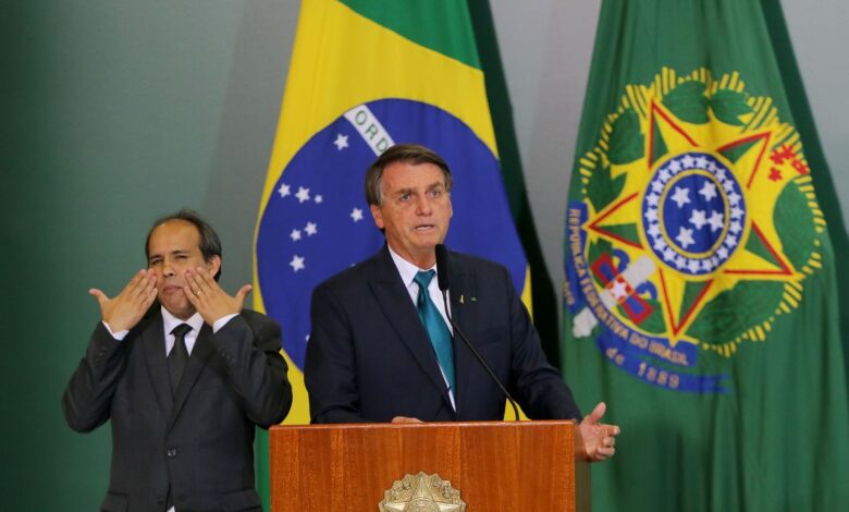 TSE inicia segundo dia de julgamento de ação contra Bolsonaro