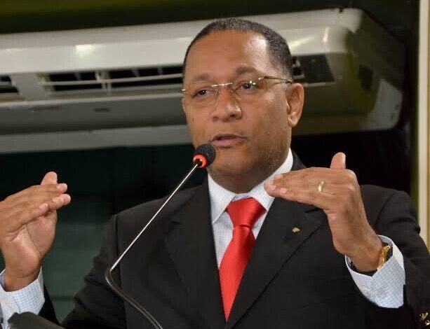 Cidadania e PSDB devem apoiar candidato do governador para a Prefeitura de Salvador em 2024, afirma vereador Joceval Rodrigues