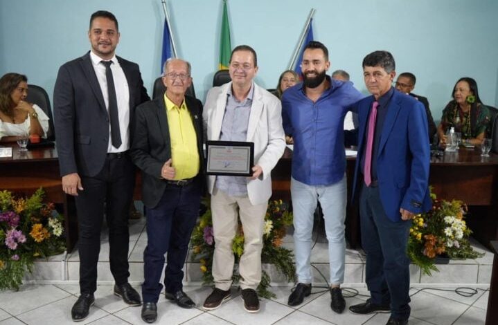 Deputado Alex Santana recebe título de Cidadão de Itajú do Colônia