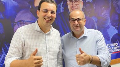Deputado Hassan homenageia Itamari pelos 61 anos de emancipação política