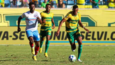 Deyverson marca de pênalti, mas Cuiabá sofre o empate contra o Bahia pelo Brasileirão