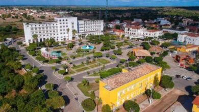 Município de Cipó exonera secretária municipal a pedido do MP