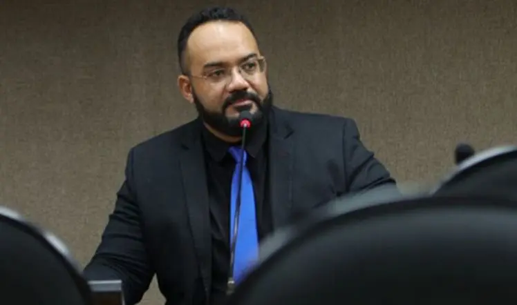 "Não estamos seguros em nenhum lugar", diz Leandro de Jesus após bala perdida atingir mulher na Federação