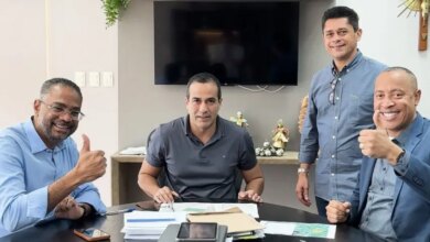 Prefeito Bruno Reis atende indicação de Jurailton Santos e anuncia construção de arena de futebol americano em Salvador