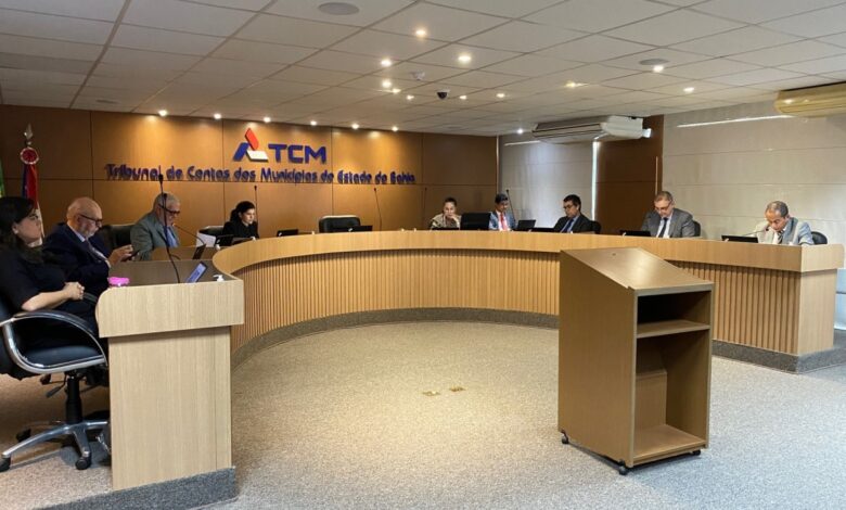 Prefeito de Riacho de Santana é penalizado por irregularidades em licitações milionárias