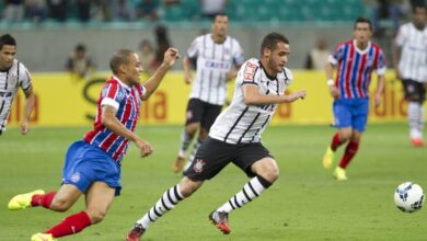 Renato Augusto fez gol em última vitória do Corinthians contra Bahia na Fonte Nova; relembre