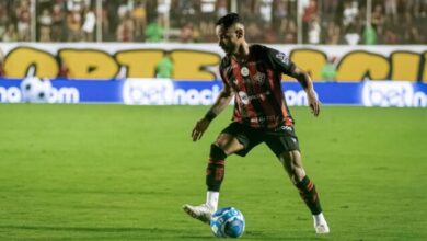 VITÓRIA ENCERRA O PRIMEIRO TURNO COMO LÍDER DA SÉRIE B APÓS VITÓRIA SUADA CONTRA A CHAPECOENSE