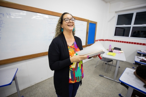 ESTADO AUTORIZA 1.000 VAGAS DE LICENÇAS-PRÊMIO CONVERTIDA EM PECÚNIA, DESTINADAS AOS PROFISSIONAIS DE MAGISTÉRIO