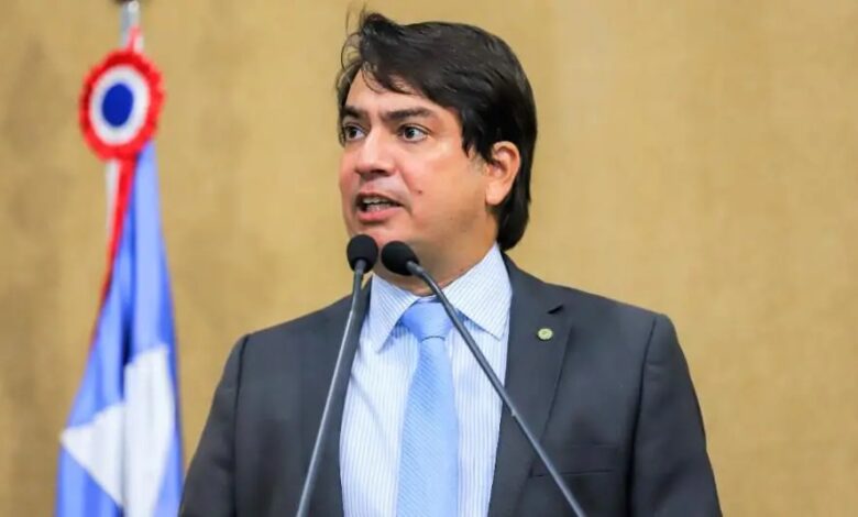 Pedro Tavares destaca aniversário de Iaçu e parceria com prefeito Nixon em prol da cidade