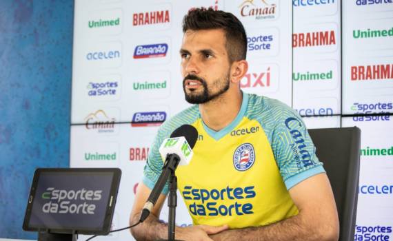 Técnico Rogério Ceni e goleiro Marcos Felipe falam sobre ambições no Bahia